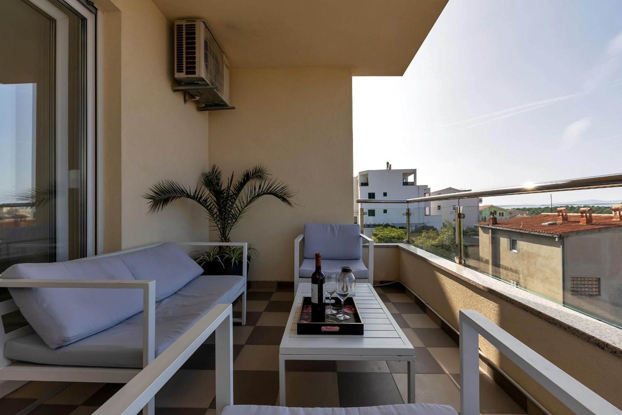 Sea View Apartments Dammi With Free Parking Makarska Dış mekan fotoğraf