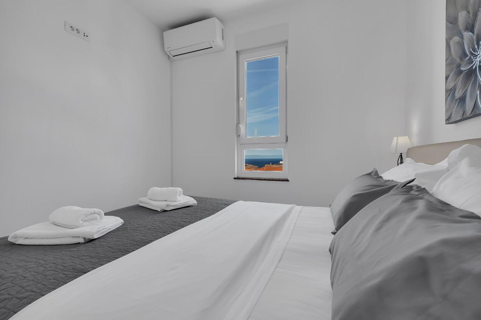 Sea View Apartments Dammi With Free Parking Makarska Dış mekan fotoğraf