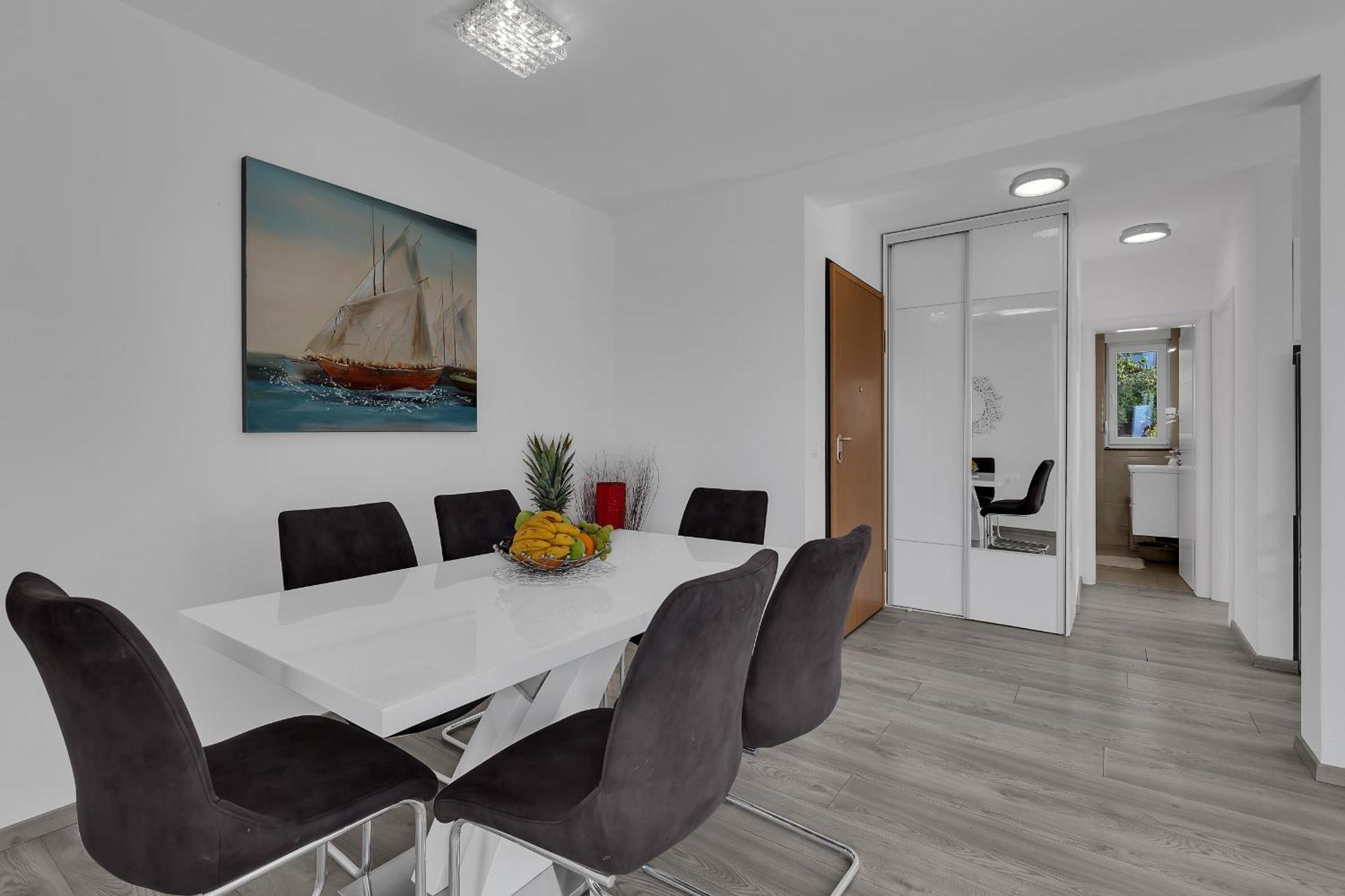 Sea View Apartments Dammi With Free Parking Makarska Dış mekan fotoğraf